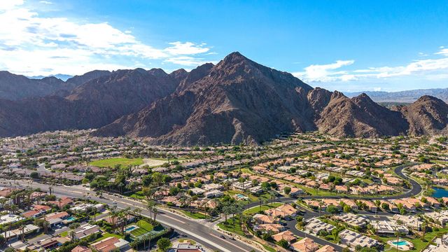 48614 Calle Esperanza, La Quinta, CA 92253