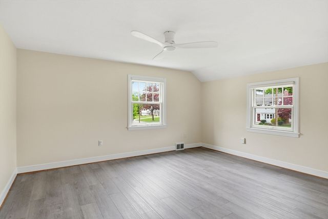 107 Viscount Rd, Longmeadow, MA 01106
