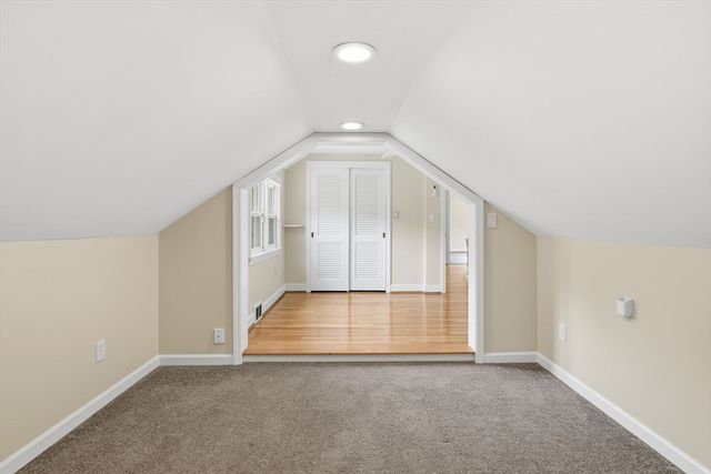 107 Viscount Rd, Longmeadow, MA 01106