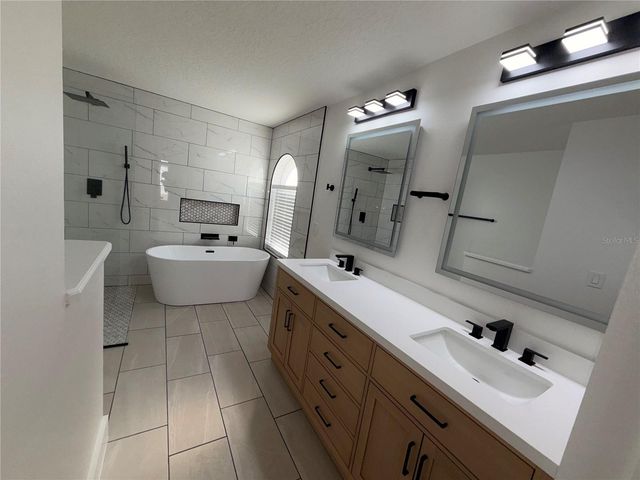 1042 BALLYSHANNON PARKWAY, Orlando, FL 32828