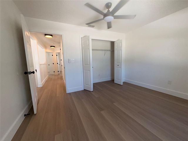 1042 BALLYSHANNON PARKWAY, Orlando, FL 32828