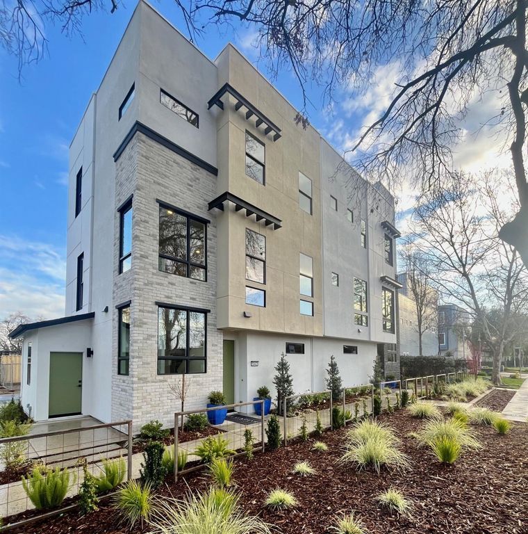 447 Dowitcher Walk, West Sacramento, CA 95605