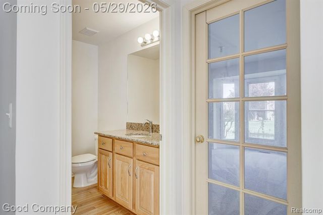 3526 Inverness Drive, Rochester, MI 48306