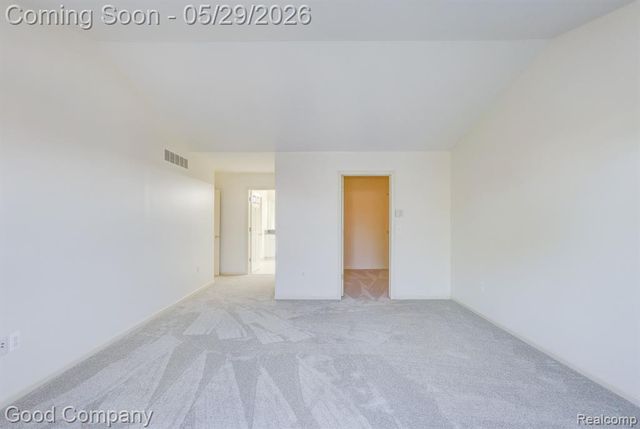 3526 Inverness Drive, Rochester, MI 48306