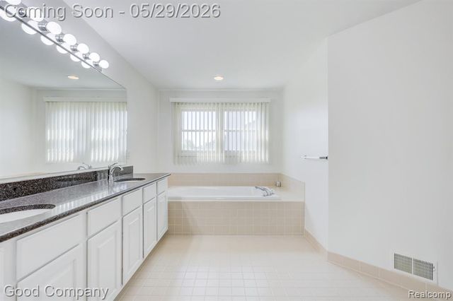 3526 Inverness Drive, Rochester, MI 48306