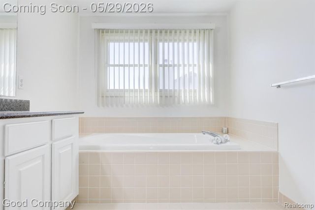 3526 Inverness Drive, Rochester, MI 48306