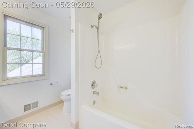3526 Inverness Drive, Rochester, MI 48306