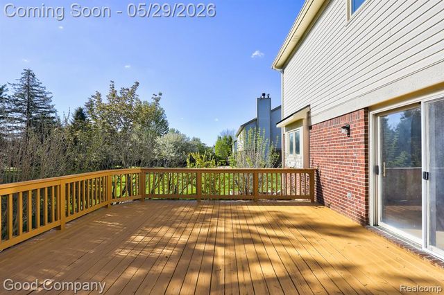 3526 Inverness Drive, Rochester, MI 48306