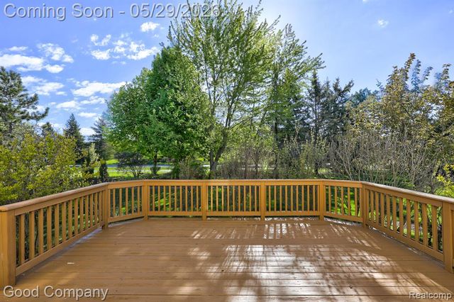 3526 Inverness Drive, Rochester, MI 48306