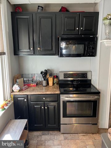 410 W VINE ST, Lancaster, PA 17603