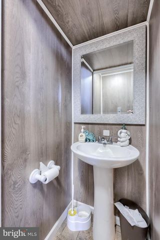 410 W VINE ST, Lancaster, PA 17603