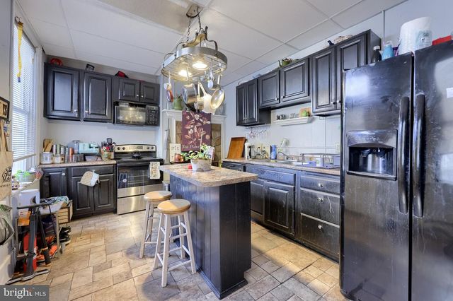 410 W VINE ST, Lancaster, PA 17603