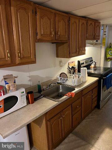 410 W VINE ST, Lancaster, PA 17603