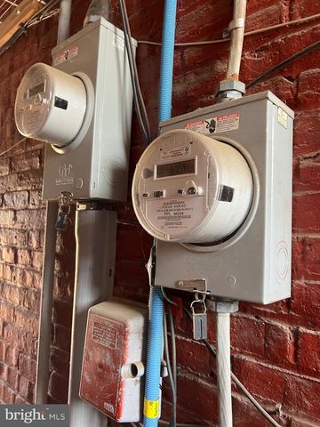 410 W VINE ST, Lancaster, PA 17603