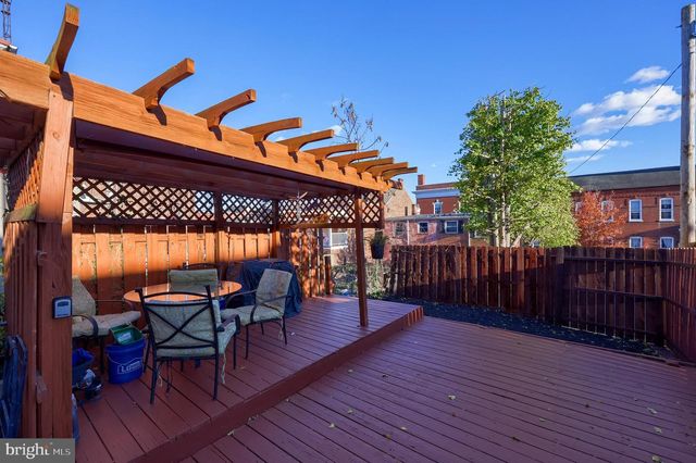 410 W VINE ST, Lancaster, PA 17603