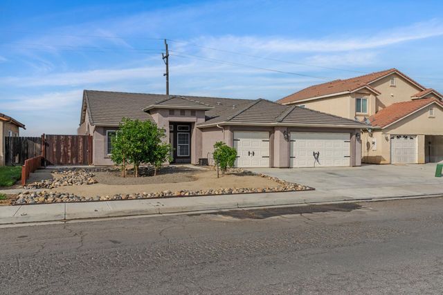 1029 Chenin Blanc St, Los Banos, CA 93635