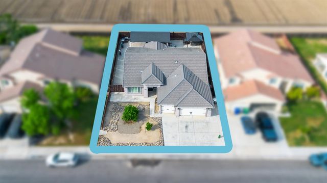 1029 Chenin Blanc St, Los Banos, CA 93635