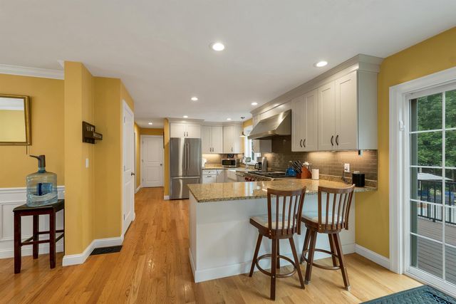 95 Olde Bridge Lane, Epping, NH 03042