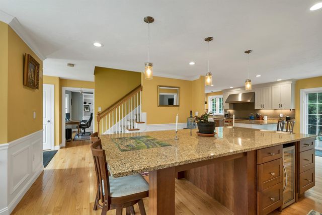 95 Olde Bridge Lane, Epping, NH 03042
