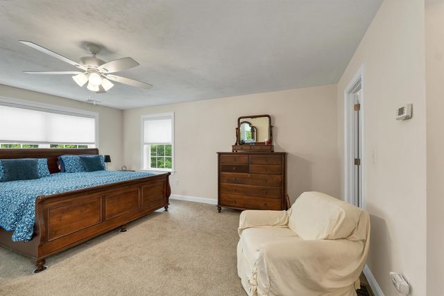 95 Olde Bridge Lane, Epping, NH 03042