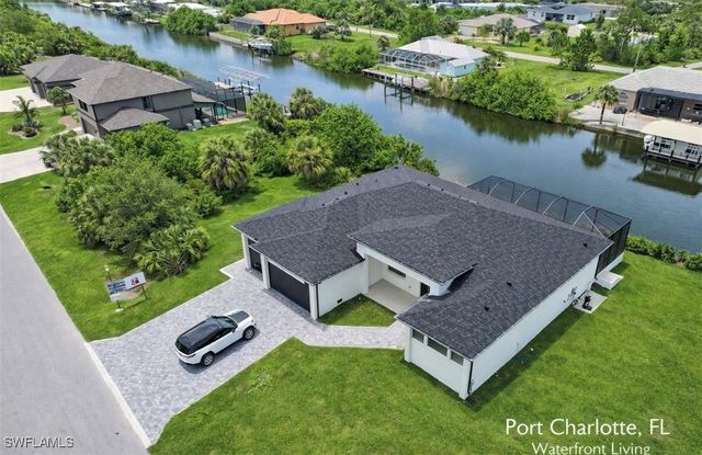 15048 Hennipen CIR E, Port Charlotte, FL 33981