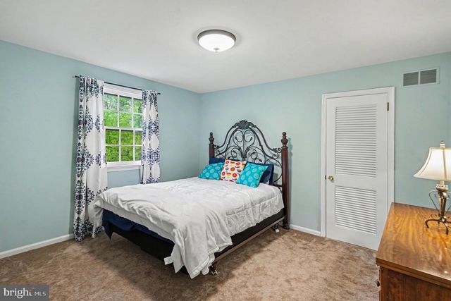5 FORGE MOUNTAIN, Phoenixville, PA 19460