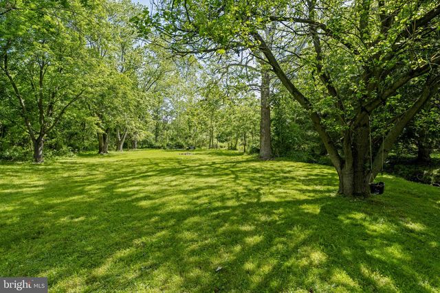 46 ELM CREEK RD, Cochranville, PA 19330