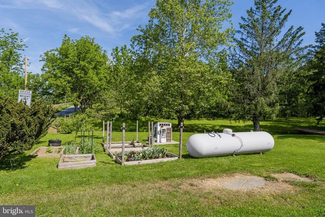 46 ELM CREEK RD, Cochranville, PA 19330