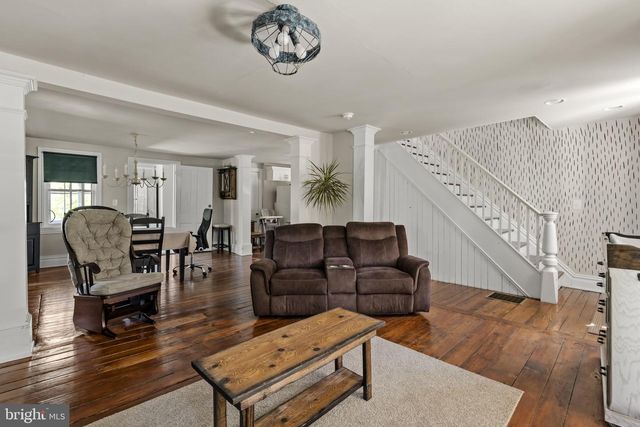 46 ELM CREEK RD, Cochranville, PA 19330