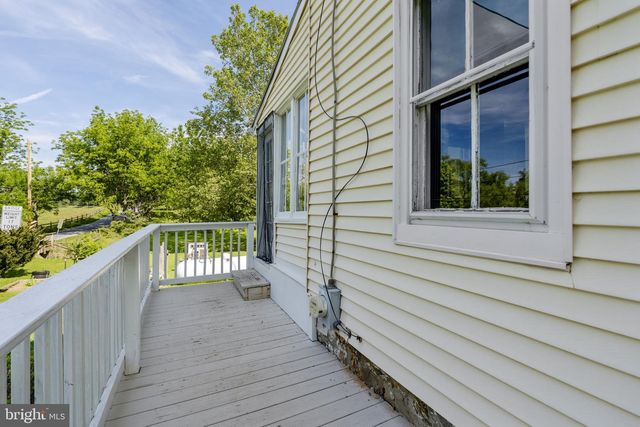 46 ELM CREEK RD, Cochranville, PA 19330