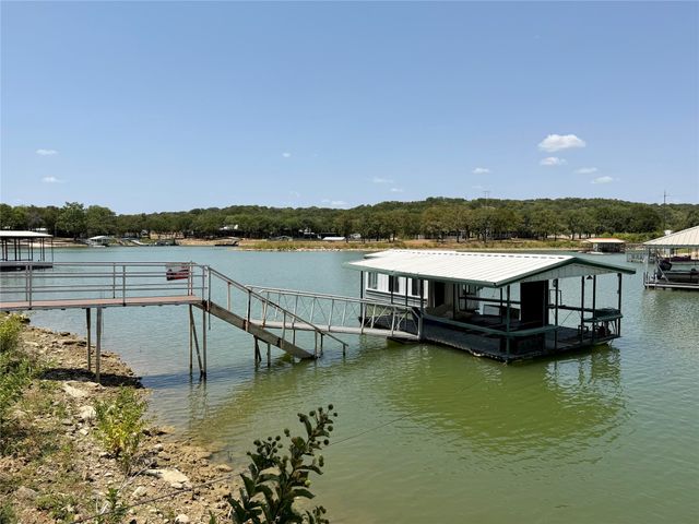 459 County Road 1742, Chico, TX 76431