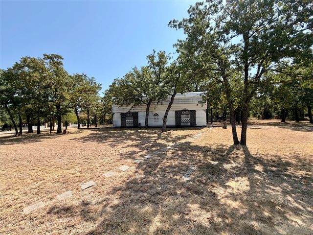 459 County Road 1742, Chico, TX 76431