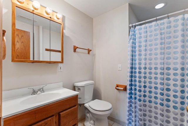 2615 Faringdon COURT, Waukesha, WI 53188