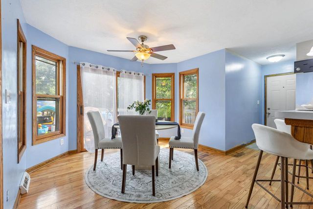 2615 Faringdon COURT, Waukesha, WI 53188