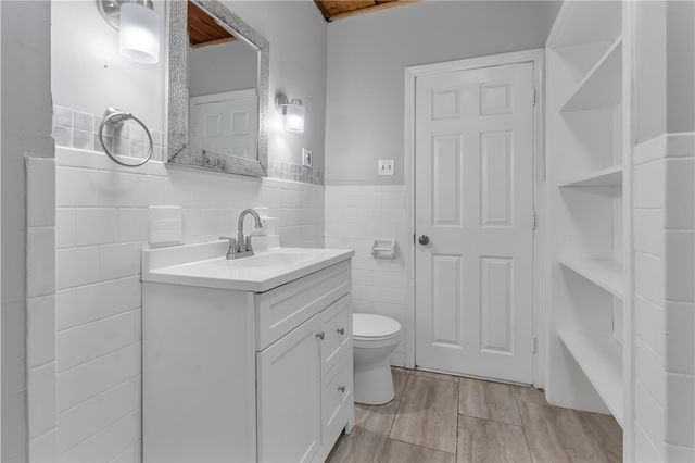 244 Paradis Avenue 1, Woonsocket, RI 02895