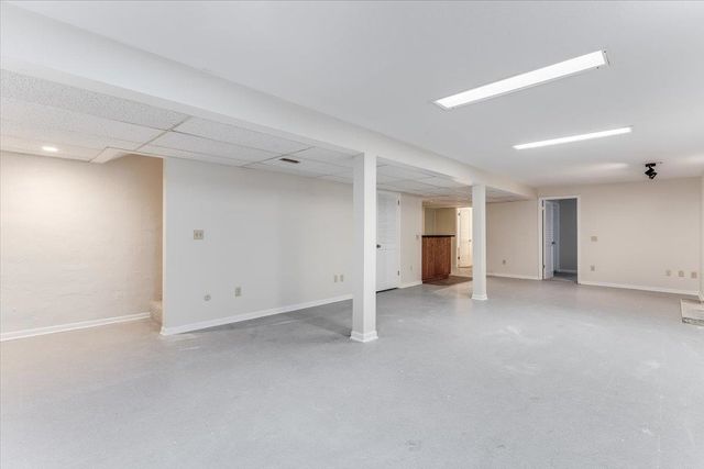 3123 N Brookfield, Wichita, KS 67226