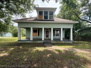 180 Venable Street, Booneville, AR 72927
