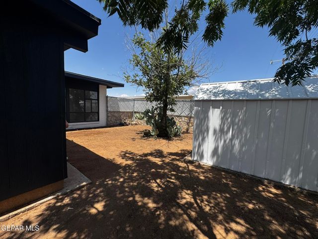 5102 Beals Drive, El Paso, TX 79924