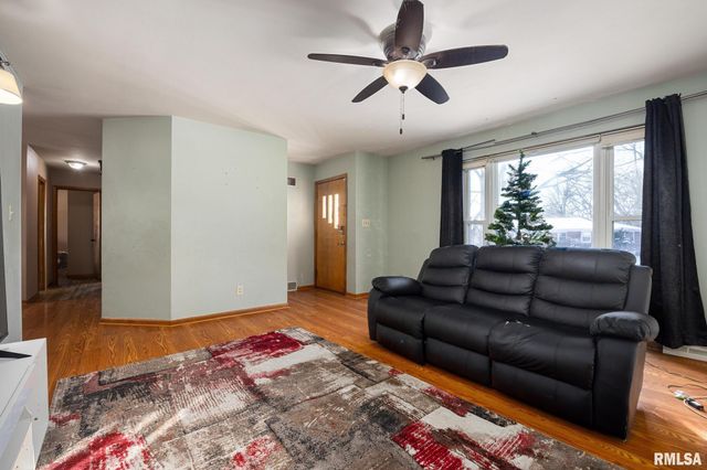 5514 N Jesters Court, Peoria, IL 61614