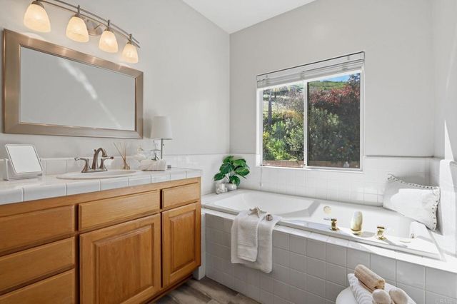 4851 Sweetgrass Lane, Bonsall, CA 92003