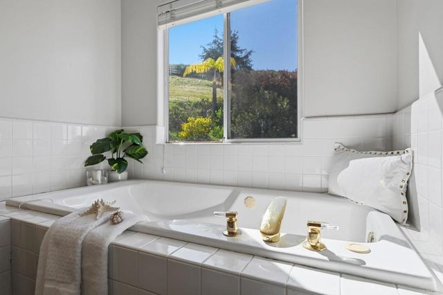 4851 Sweetgrass Lane, Bonsall, CA 92003