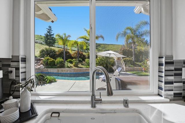 4851 Sweetgrass Lane, Bonsall, CA 92003