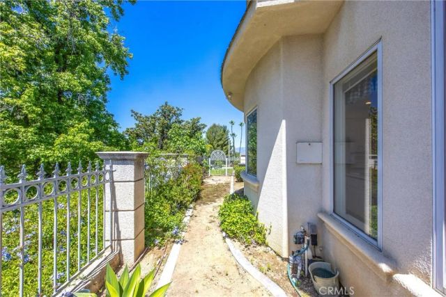30573 E Sunset South, Redlands, CA 92373