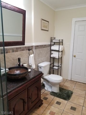 75 Osborne Pl, Irvington Twp., NJ 07111