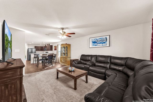 3211 Andromeda Way, Converse, TX 78109