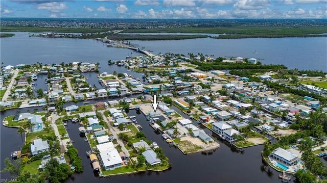 2634 Coco Plum DR, Matlacha, FL 33993