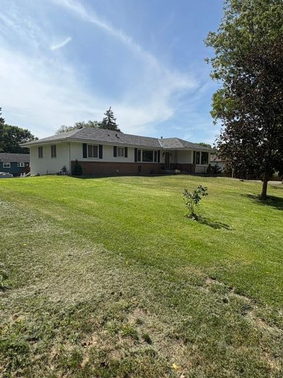 13881 90th Avenue N, Maple Grove, MN 55369 — exterior