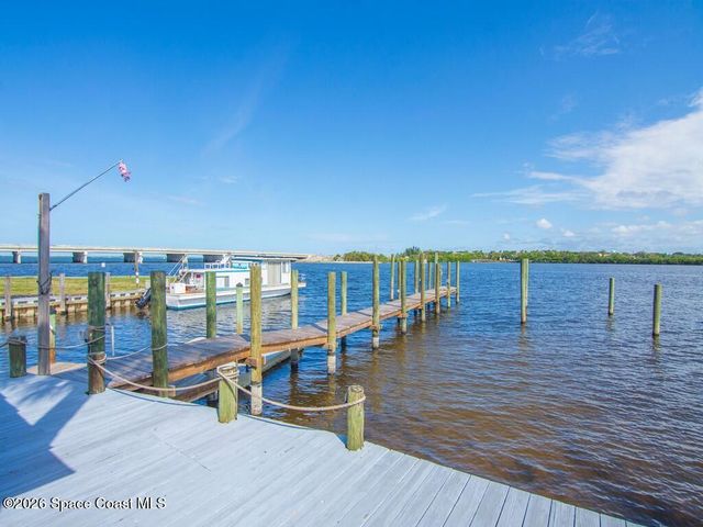 3965 Canal Drive, Sebastian, FL 32976