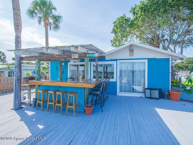 3965 Canal Drive, Sebastian, FL 32976