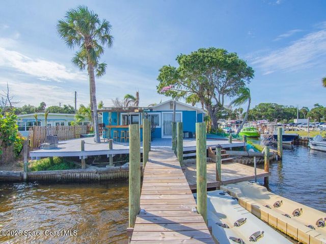 3965 Canal Drive, Sebastian, FL 32976